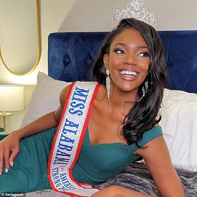 Zoe Suzo Bethel stirbt: Miss Alabama stirbt acht Tage, nachdem sie sich bei einem Unfall schreckliche Verletzungen zugezogen hat