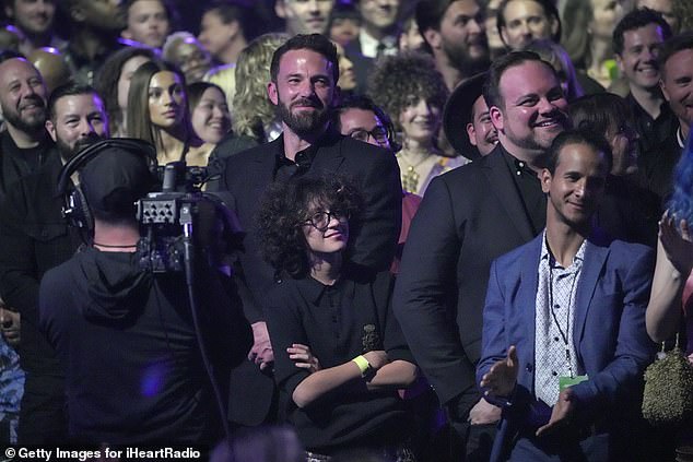 Kinder: Lopez teilt auch Amy Maximilians Zwilling David Muniz mit Ex-Ehemann Marc Anthony, während Affleck Violet, 16, und Seraphina, 13, mit Ex-Frau Jennifer Garner teilen