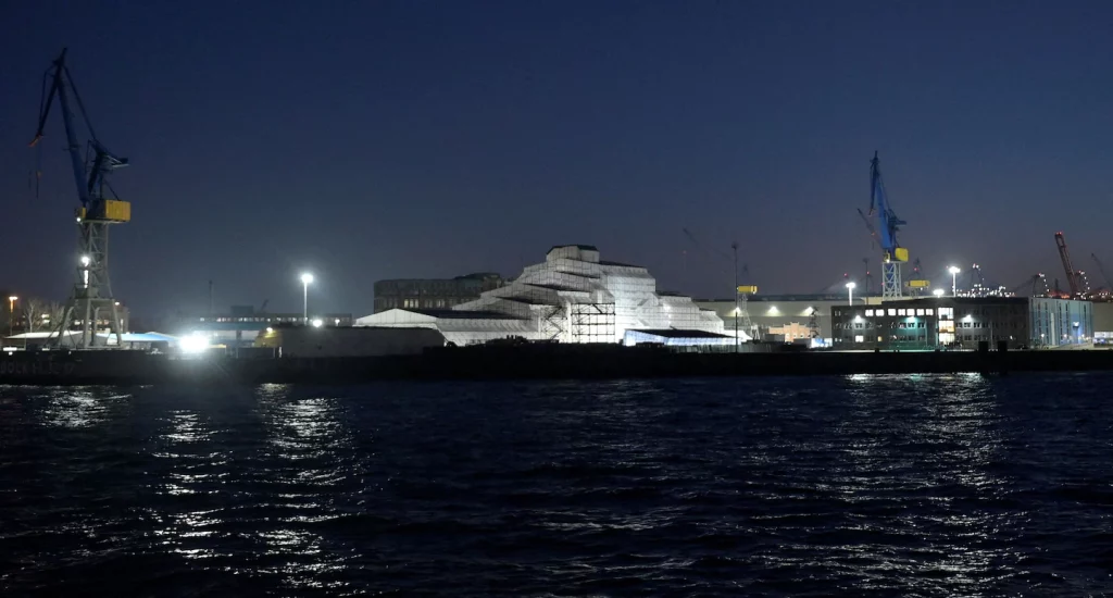Die Jacht des russischen Milliardärs Dilbar wurde von Deutschland beschlagnahmt