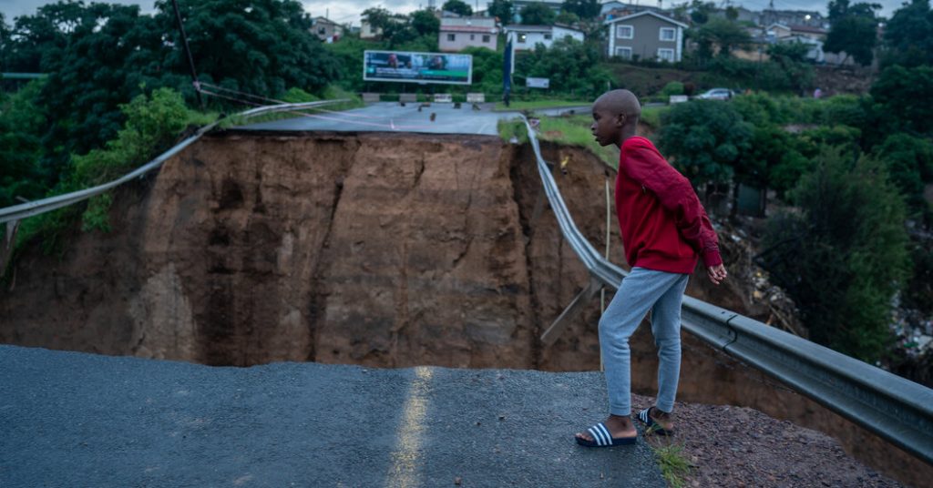 Überschwemmungen in Südafrika: Live-Updates