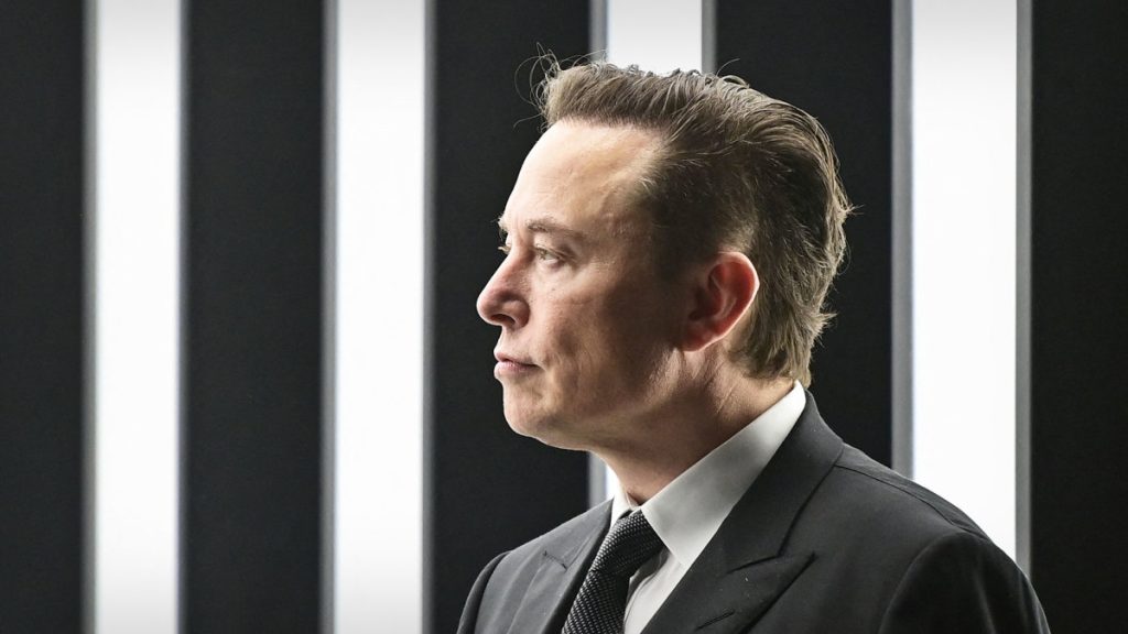 Elon Musk hat einen originellen Weg, Warren Buffett zu überlisten