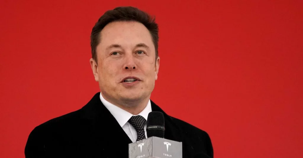 Elon Musk sagt, die Rechtsabteilung von Twitter habe ihm mitgeteilt, dass er gegen eine Geheimhaltungsvereinbarung verstoßen habe