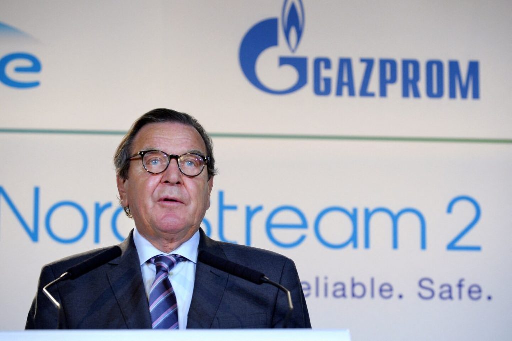 Gerhard Schroeder wurden die Privilegien entzogen, weil er Rosneft nicht gekündigt hatte