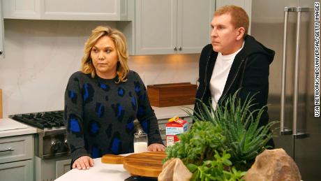 & # 39;  Chrisley, ich kenne & # 39;  On Air wie geplant nach den Stars & # 39 ;  Überzeugungen