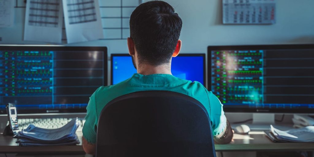 Wie Millennials mit zwei Remote-Jobs gleichzeitig 200.000 US-Dollar verdienen