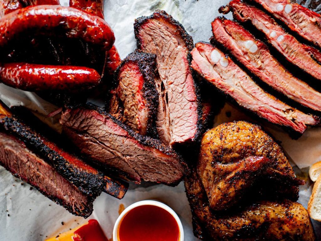 Diebe stehlen mindestens 20 ganze Brotscheiben im Wert von Tausenden von Dollar vom berühmten Texas-Grill