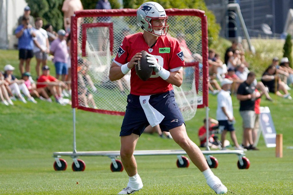 Mac Jones geht in sein zweites Jahr bei den Patriots.