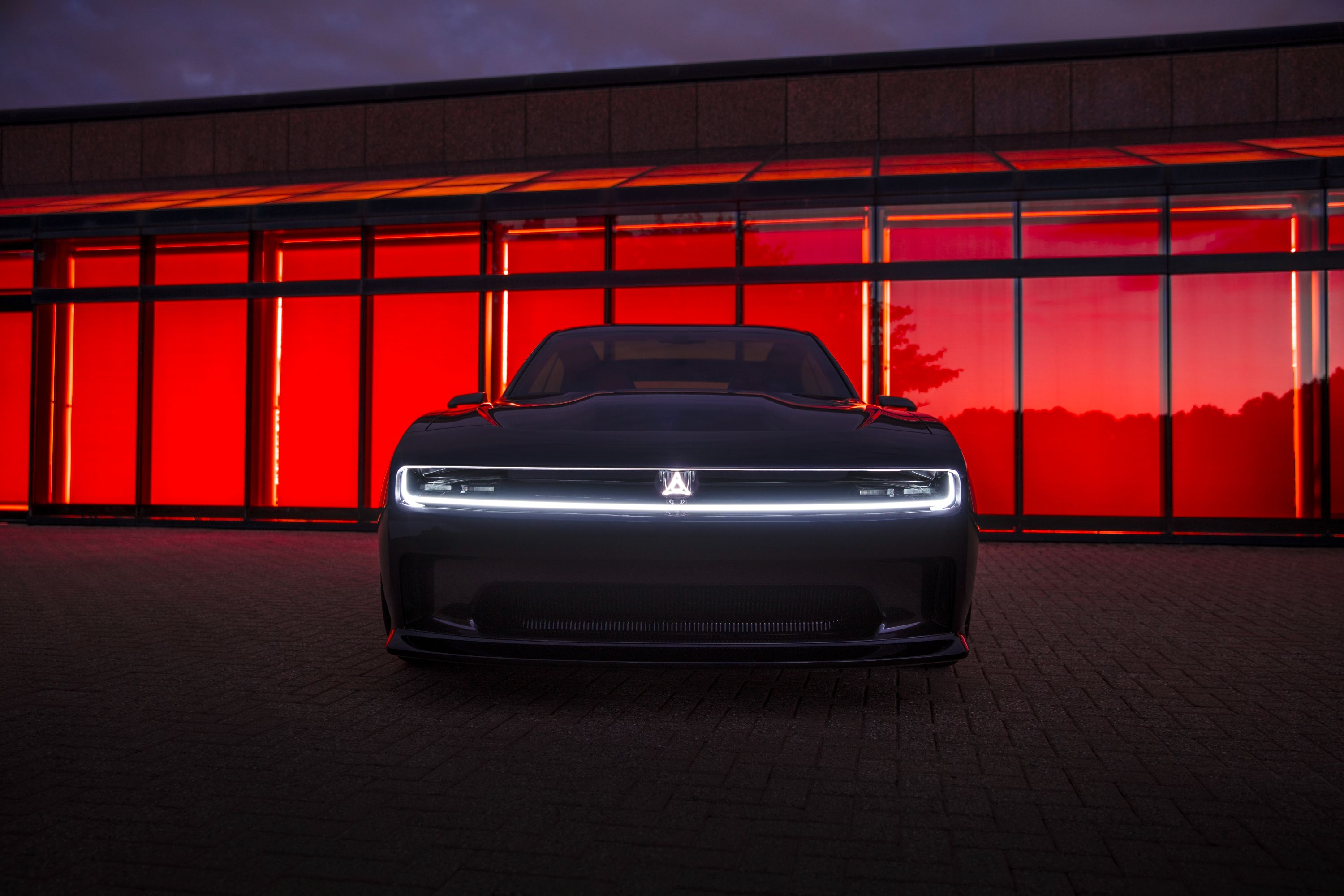 Elektro Banshee Dodge Charger Daytona SRT Concept