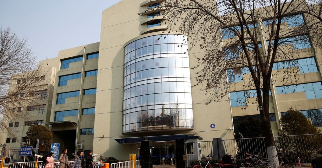 China verurteilt den Geschäftsmann Xiao Jianhua zu 13 Jahren Gefängnis und einer Geldstrafe von 8,1 Milliarden Dollar für sein Unternehmen