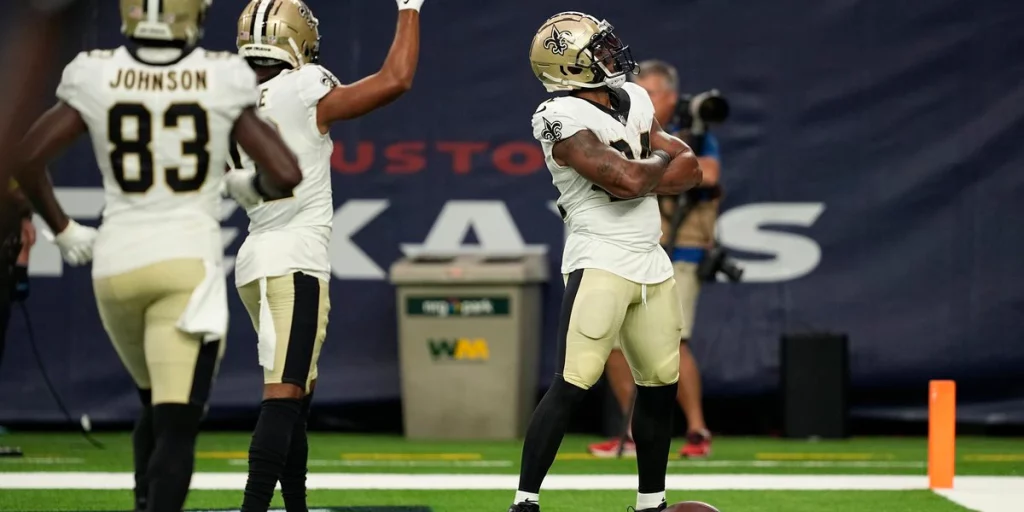 Dalton überholt TD auf Single Drive, während die Saints mit 17-13 nach Texas fallen