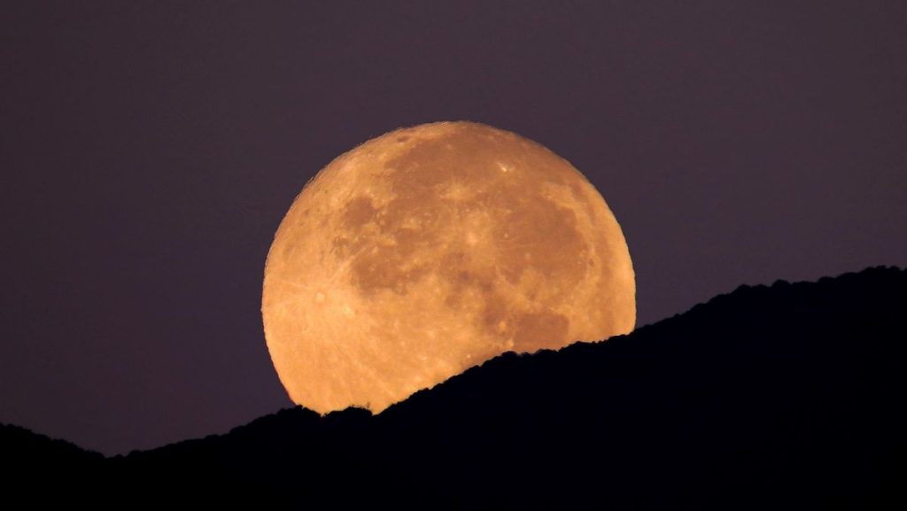 Der letzte Supermond des Jahres 2022 geht am 11. August auf: Live online ansehen