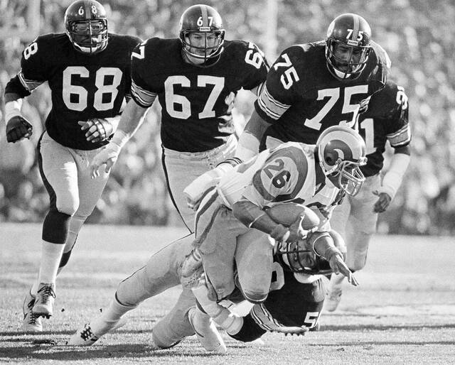 First Call: Die Steelers werden als Handelspartner vorgeschlagen, um es mit den Bears aufzunehmen;  Hard Curtain auf ESPN-Liste blockiert;  Debüt Padres Josh Bell