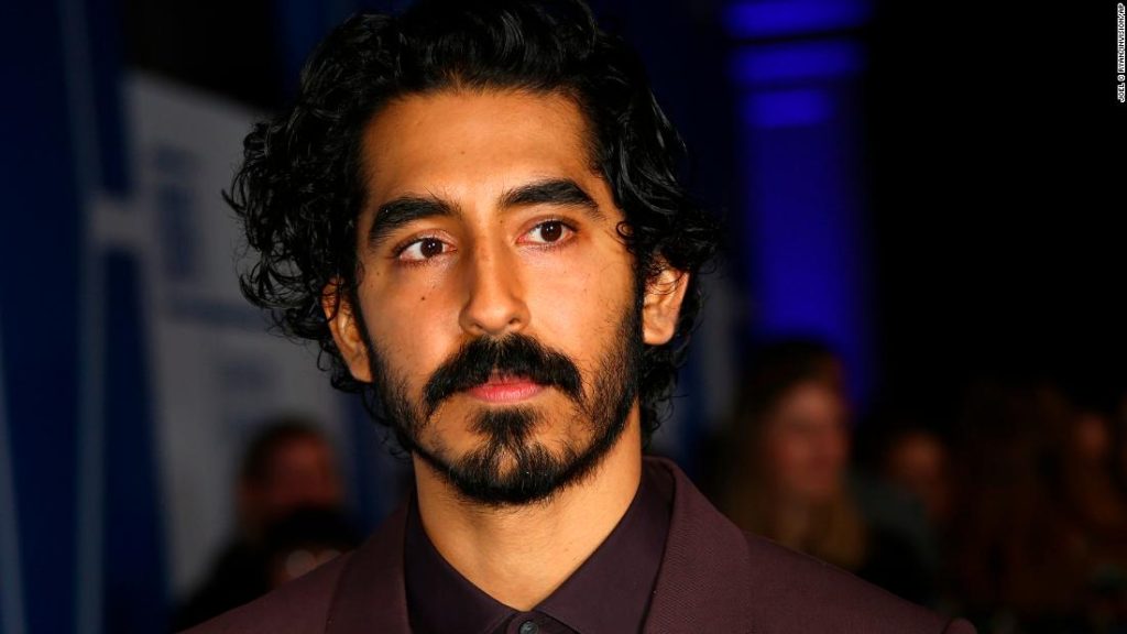Hilf Dev Patel, eine „gewalttätige Schlägerei“ vor einem Supermarkt in Australien zu stoppen