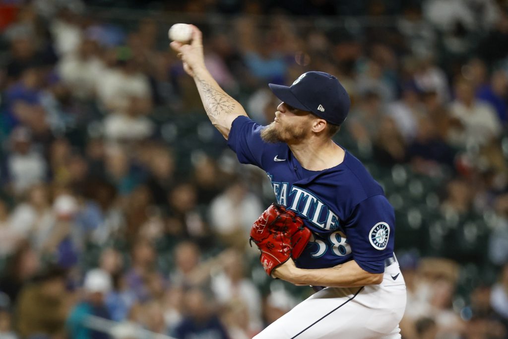 Segler stellen Ken Giles für einen Termin ein