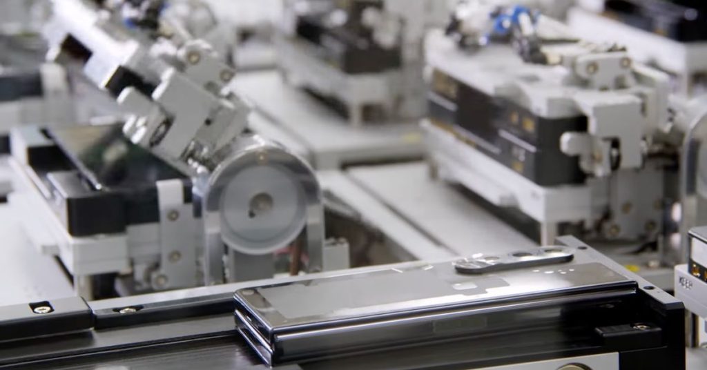 Sehen Sie sich das zusammengebaute und getestete Samsung Galaxy Z Fold 4 an