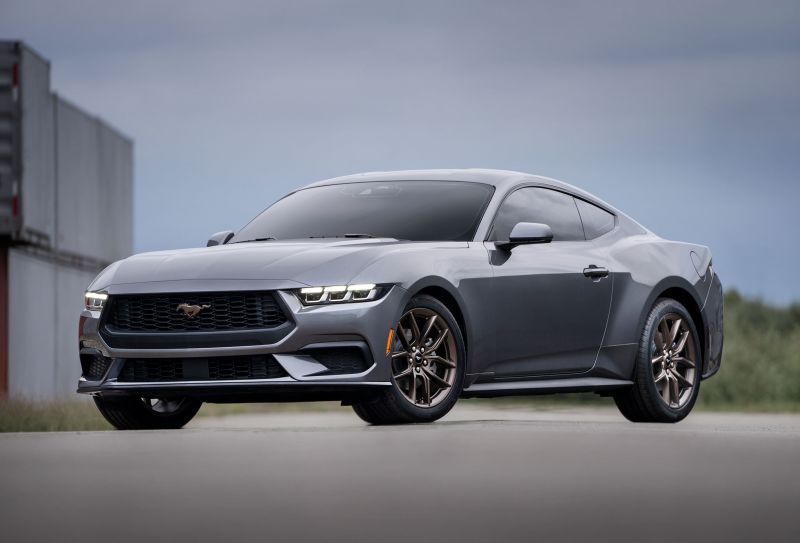 Der neue Ford Mustang hält an reinem Benzin fest