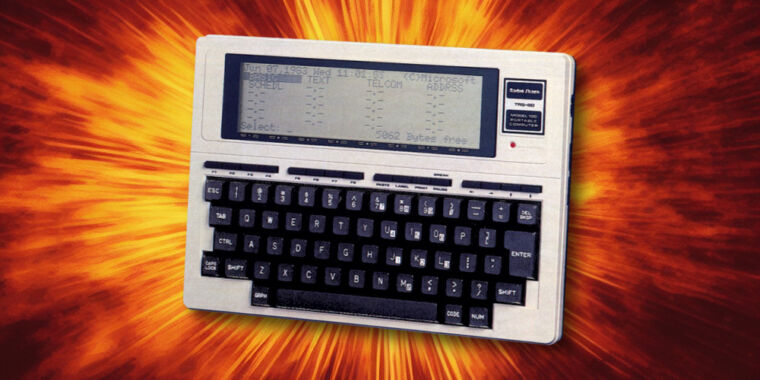 39 Jahre alter Radio Shack-Laptop erhält neue CPU, behält Originalbildschirm