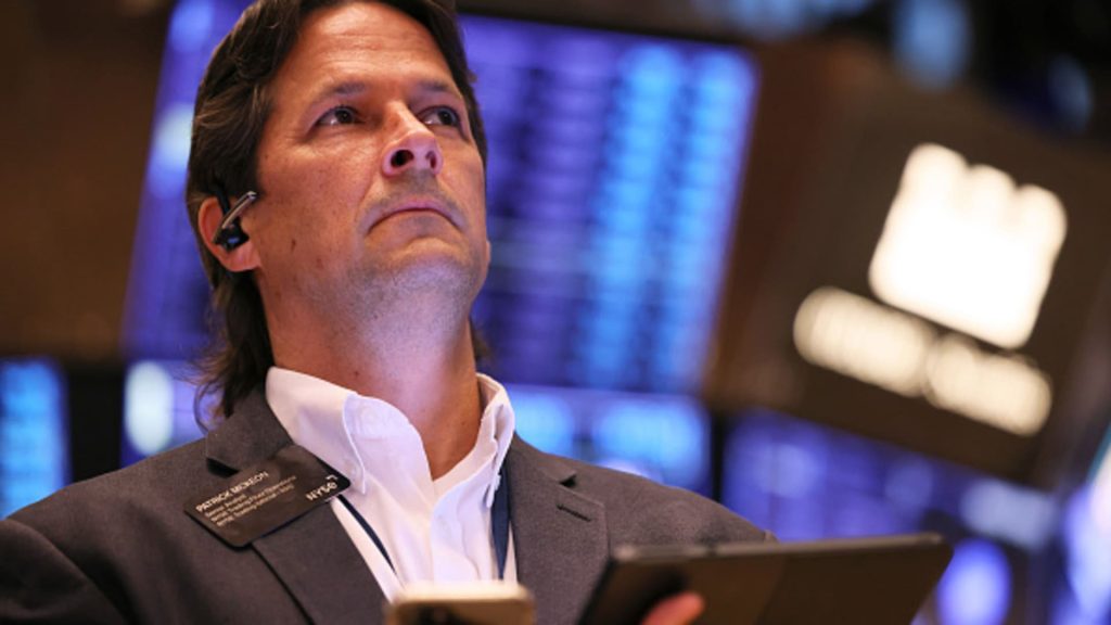 Aktien-Futures stiegen, nachdem die wichtigsten Durchschnittswerte ihren schlimmsten Tag seit Juni 2020 erlitten hatten