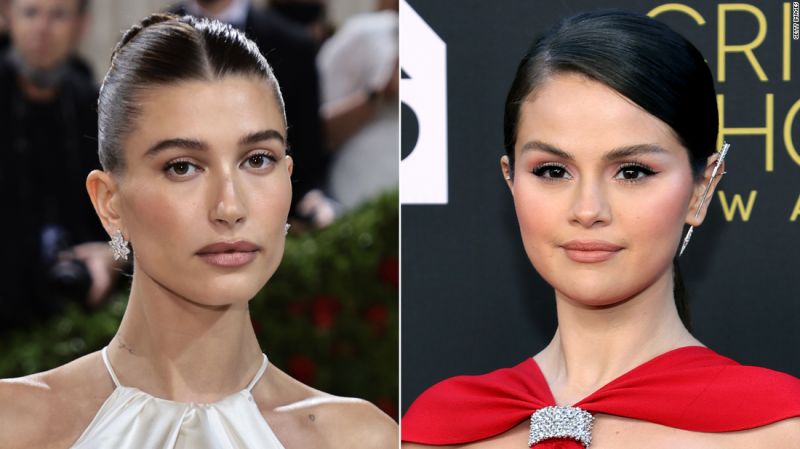 Selena Gomez bittet um Freundlichkeit, nachdem sie Hailey Bieber interviewt hat