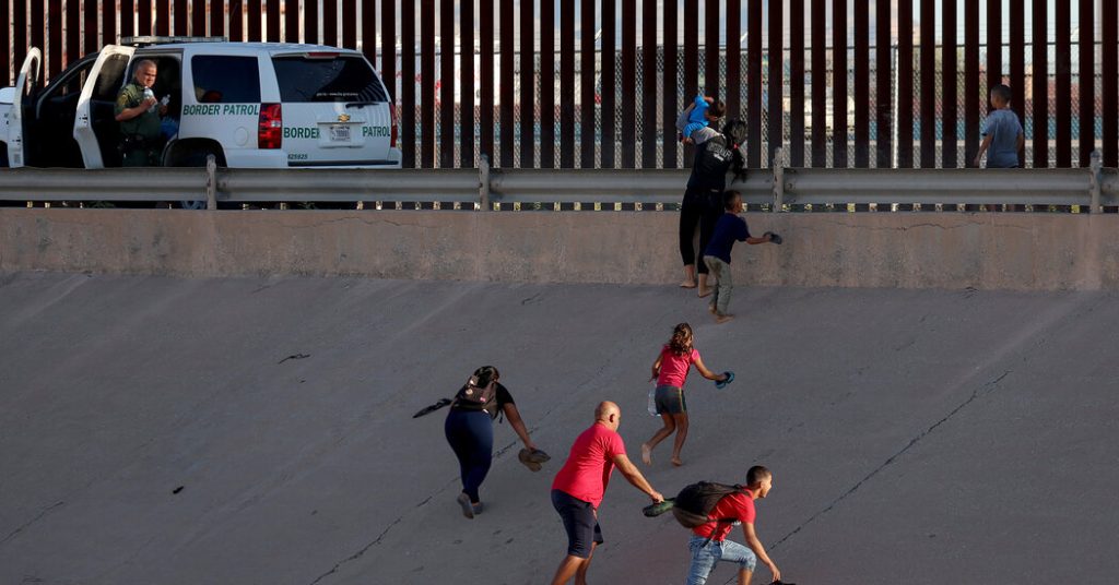 Die Biden-Administration erwägt ein humanitäres Bewährungsprogramm für Venezolaner