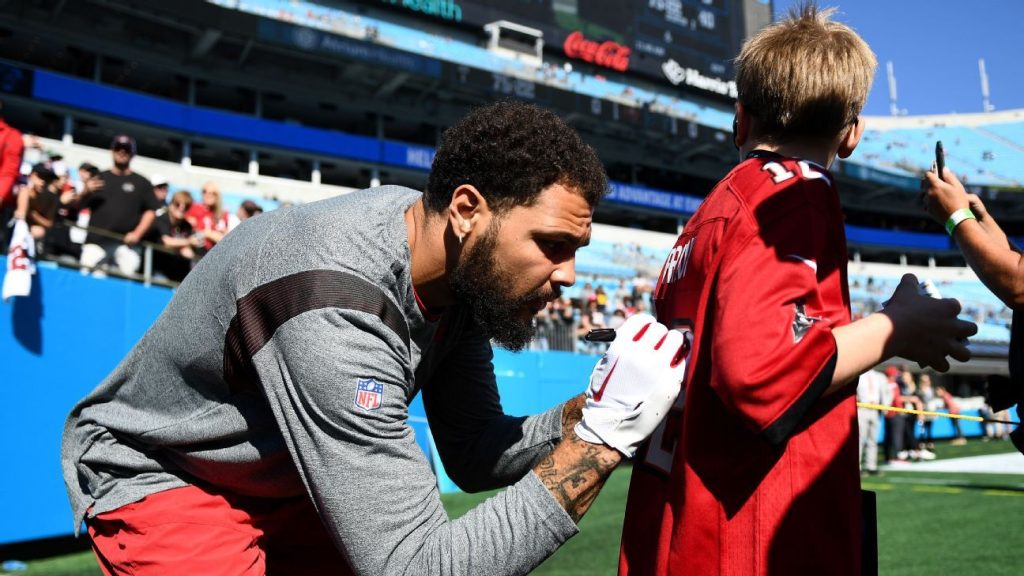 Die Richter suchten nicht nach der Unterschrift von WR Pirates Mike Evans