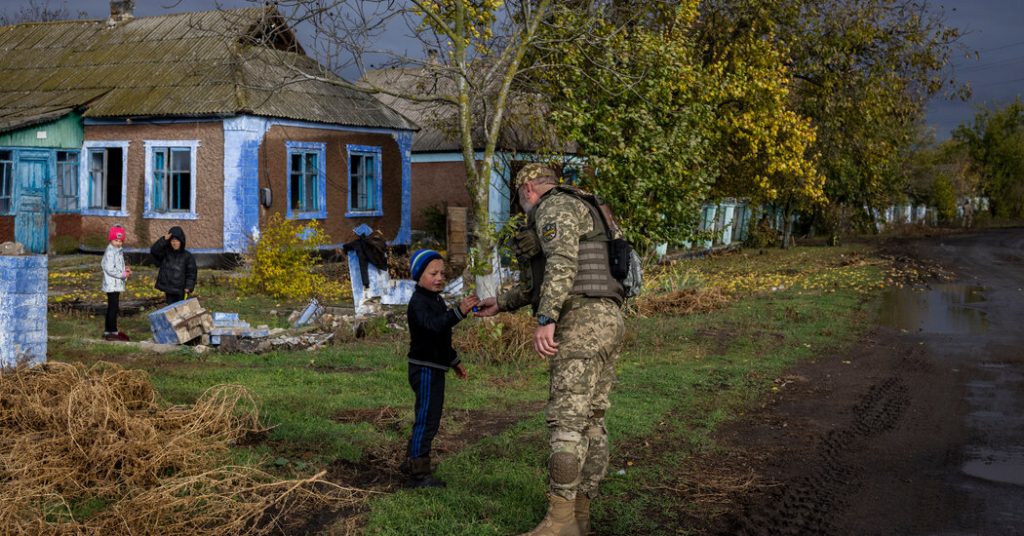 Putin greift die „westlichen Eliten“ in seiner Rhetorik an, die sich an amerikanische Konservative richtet
