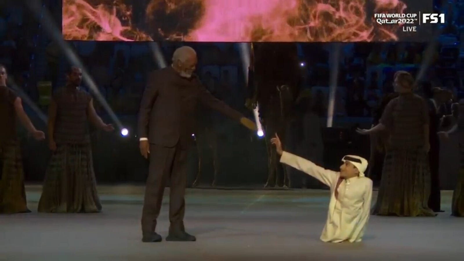 Morgan Freeman nennt die WM 2022 eine Einladung zum Feiern
