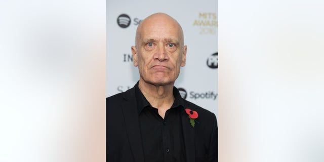 Bei Wilco Johnson wurde 2012 Bauchspeicheldrüsenkrebs diagnostiziert. 2014 erklärte sich Johnson nach einer Operation zur Entfernung eines 3 Kilogramm schweren Tumors für krebsfrei.