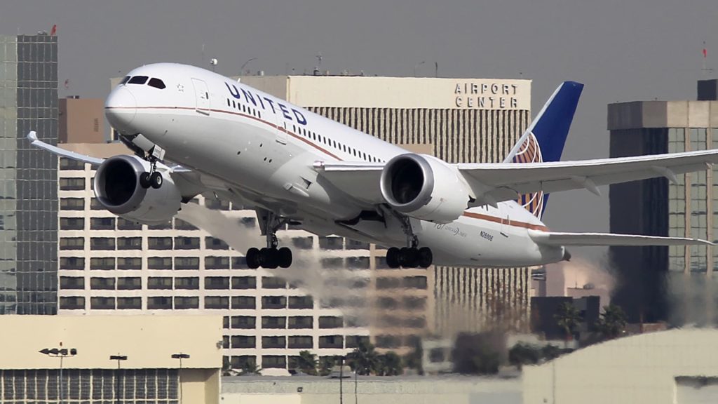 United Airlines bestellt bei Boeing 100 Dreamliner