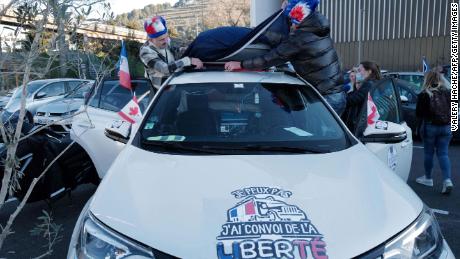Paris und Brüssel verbieten Proteste im Zusammenhang mit der französischen Freiheitskarawane