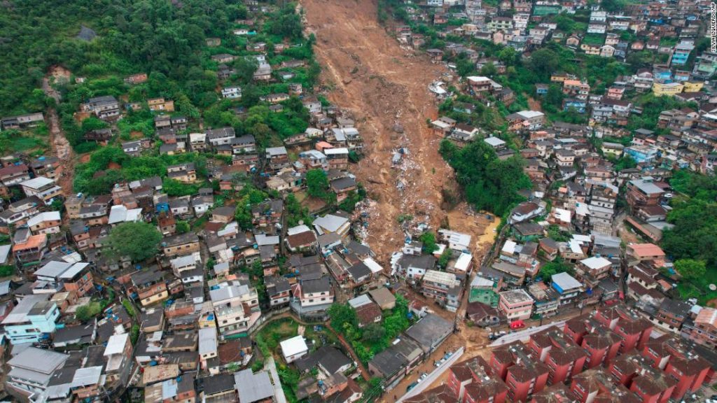 Brasilien: Schwere Regenfälle und Erdrutsche töten Dutzende in einer Bergstadt