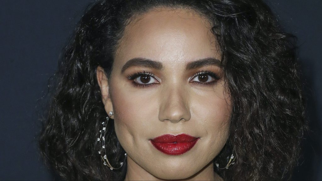 Jurnee Smollett nennt Cook County „#FreeJussie“ – Deadline