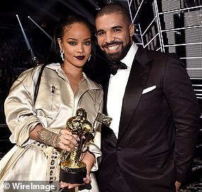 Rihanna und Drake trafen sich 2005 und wurden im Laufe der Jahre berühmt für ihre Datierung (Bild 2016)