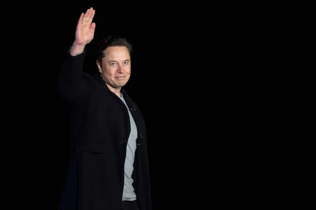 Elon Musks Twitter-Tweetstorm nährt Theorien über das Malen von Dramen