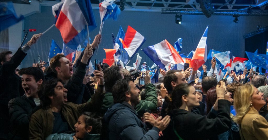 Live-Updates zu den französischen Präsidentschaftswahlen: Macron trifft in der Stichwahl auf Le Pen