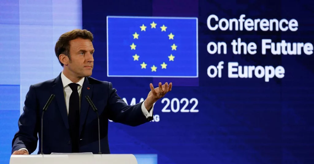 Ein Blick in die Ukraine und Großbritannien, Macron schlägt eine neue europäische Einheit vor