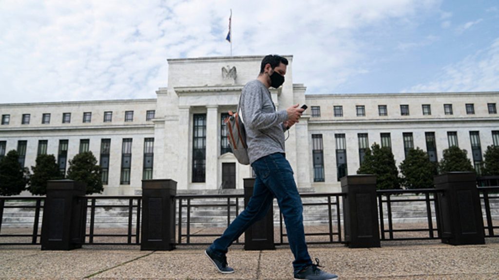 Die US-Wirtschaft könnte auf eine Rezession zusteuern, warnt der Ökonom: "100%ige Wahrscheinlichkeit" einer globalen Verlangsamung