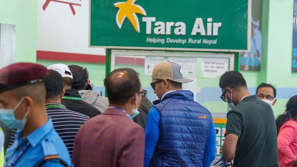 Das nepalesische Tara Air-Flugzeug ist mit 22 Menschen an Bord verloren gegangen