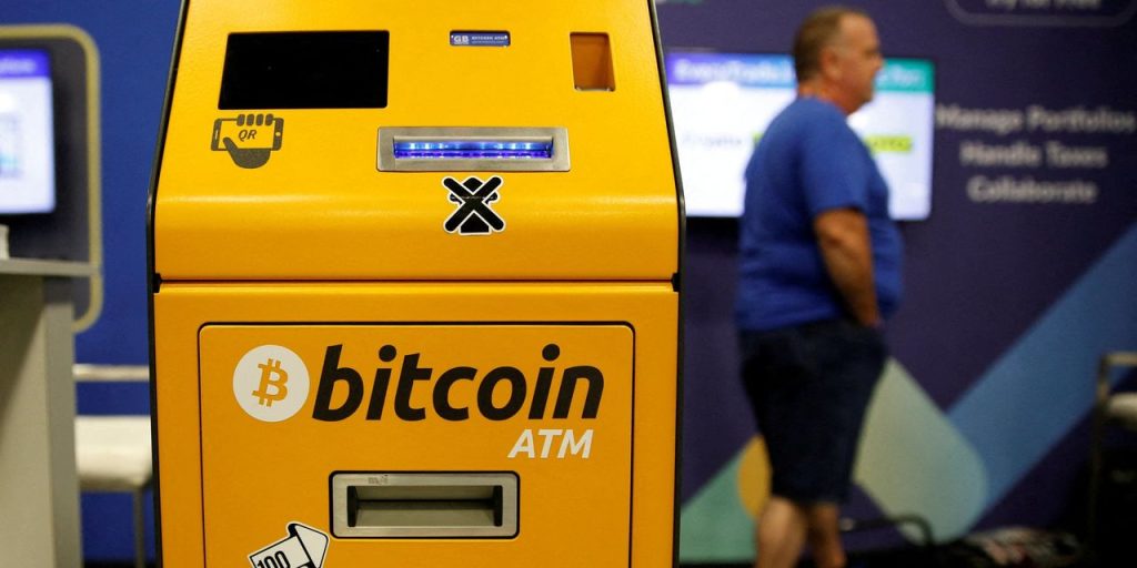 Der Bitcoin-Preis fällt um 54 % vom Allzeithoch