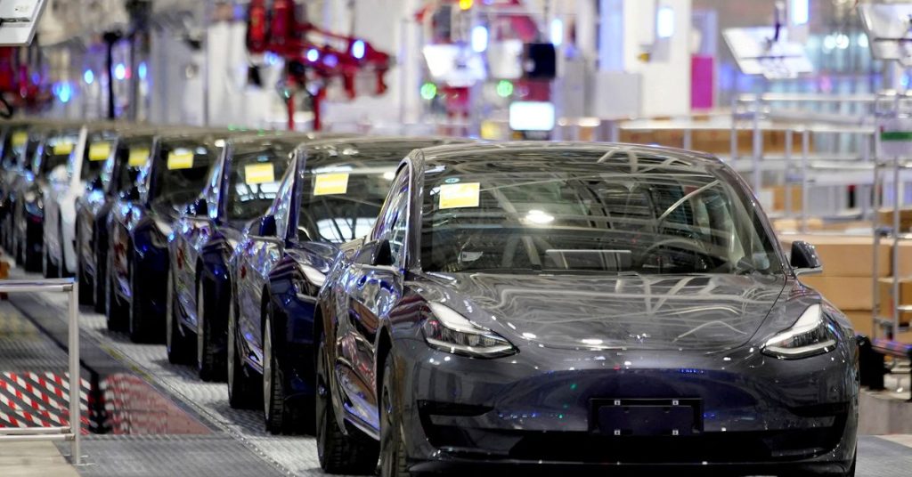 Exklusiv: Tesla hat am Dienstag den größten Teil der Produktion in seinem Werk in Shanghai eingestellt – Memo