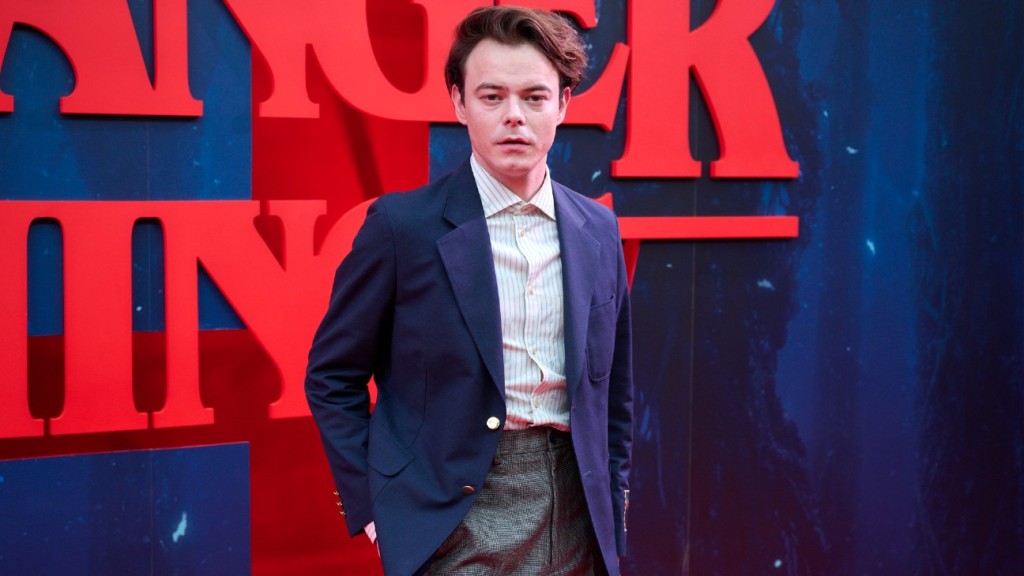 Stranger Things-Star Charlie Heaton über Fan-Beschwerden über Jonathan - The Hollywood Reporter