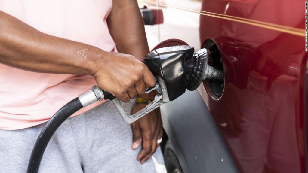 Zwei weitere Bundesstaaten senkten die Gaspreise um 5 $ pro Gallone