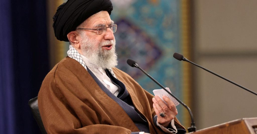 Khamenei macht „Feinde“ für den Sturz der Islamischen Republik für die Unruhen im Iran verantwortlich
