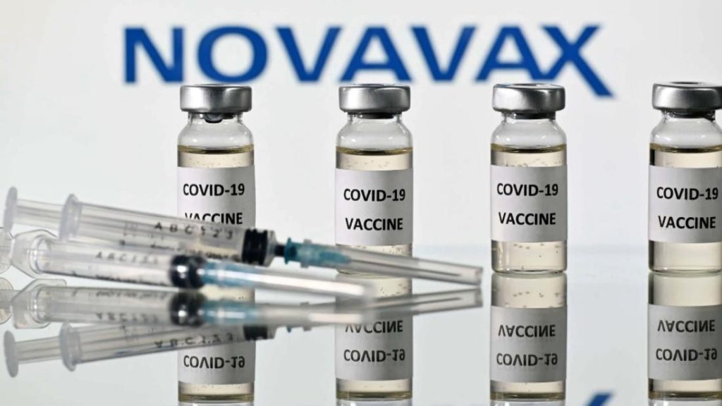 Novavax: FDA erteilt Notfallgenehmigung für Covid-19-Impfstoff