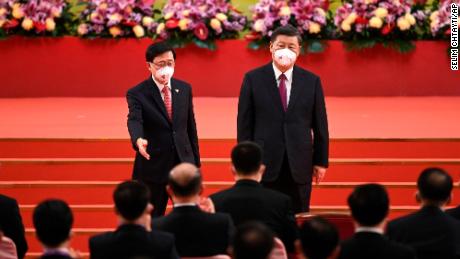 Xi Jinping schlug die Opposition Hongkongs nieder.  Nun behauptet er, die Lieferung nach China darstelle 