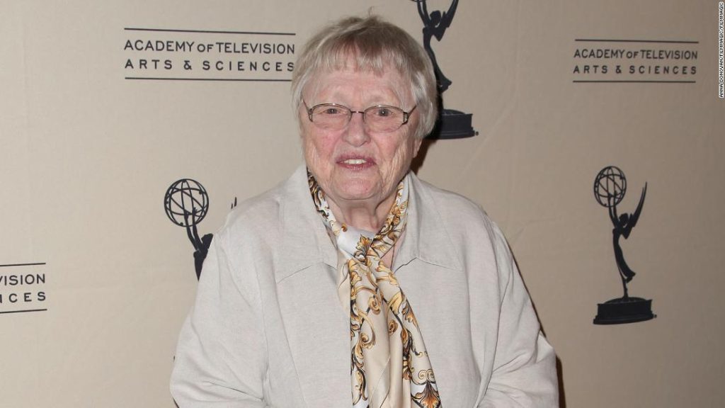 Pat Carroll, die Stimme von Ursula in Disneys „Arielle, die Meerjungfrau“, ist im Alter von 95 Jahren tot