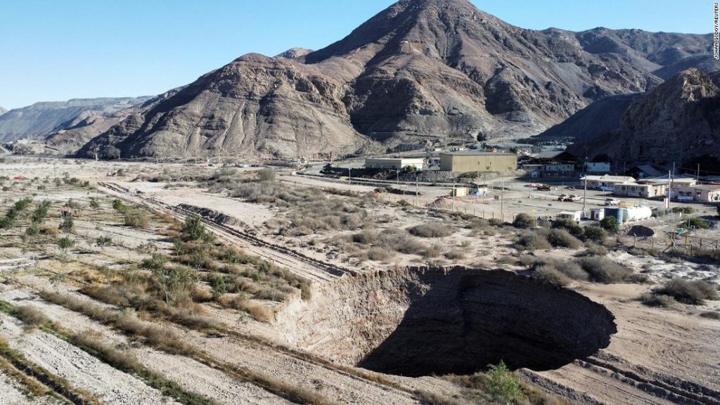 Chile versucht, die Verantwortlichen für die Doline in der Nähe der Kupfermine zu bestrafen