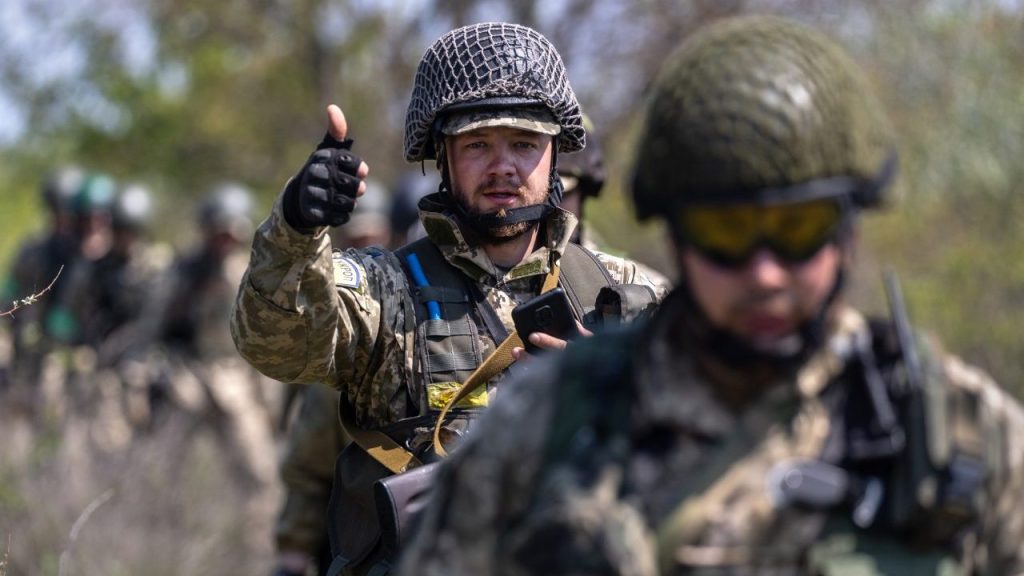 NATO-Chef sagt, der Krieg in der Ukraine sei ein „Abnutzungskampf“, warnt den Winter „wird hart“
