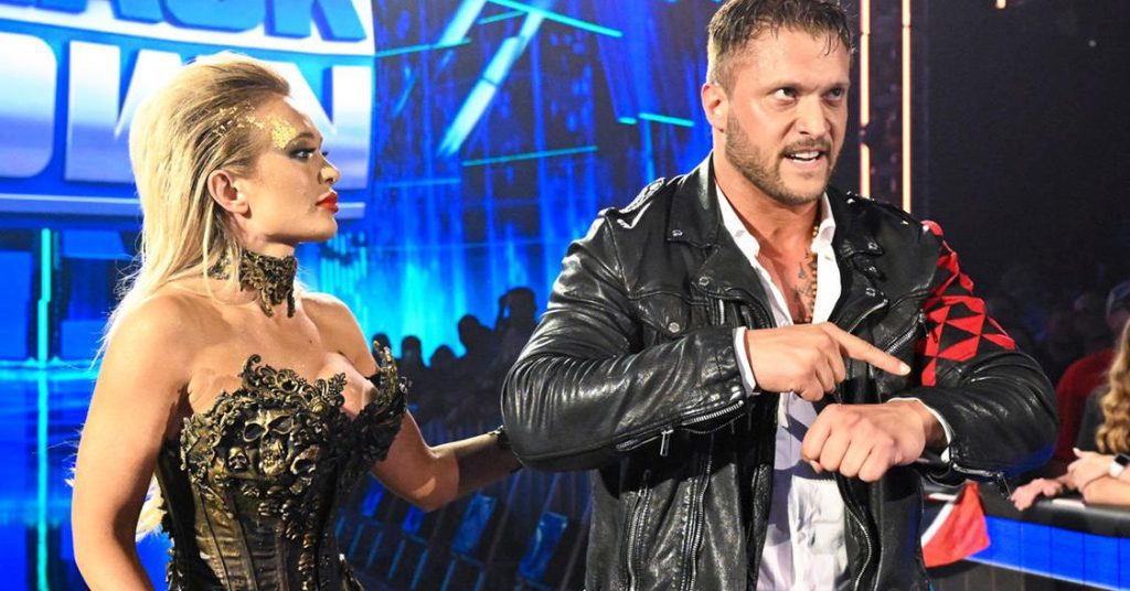 Gerüchtezusammenfassung: Carrion Cross Stadium, Triple H Meetings, Lacey Evans und mehr!