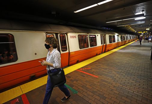 MBTA sagte, es erwäge, die orange Linie für Wartungsarbeiten für 30 Tage zu schließen